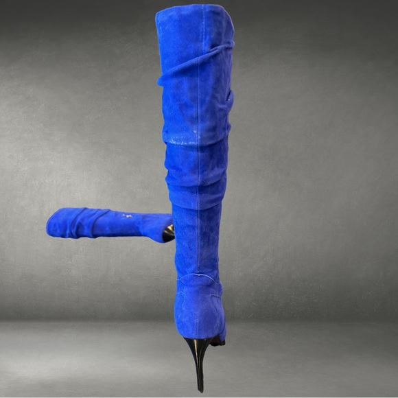 Donald Pliner Royal Blue Suede Boots new  8 - Picture 3 of 9